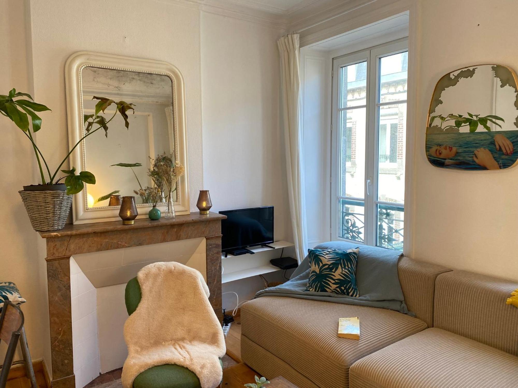 La Petitevillaise Granville Extérieur photo